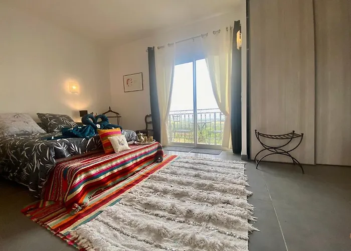 Guest-House De L\'Amandier - Vue Cite Medievale